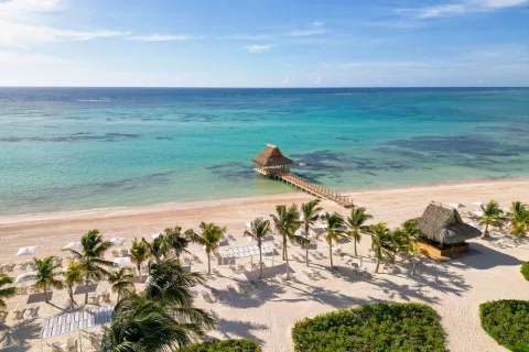Beach and ocean at The Westin Puntacana Resort on the eastern coast