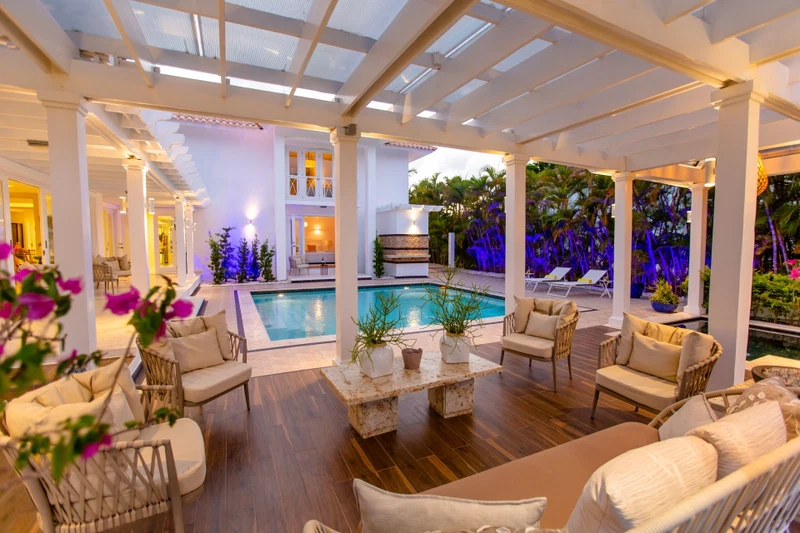 Flamingo villa pool, golf  course, chef, housekeeper  & transfers included